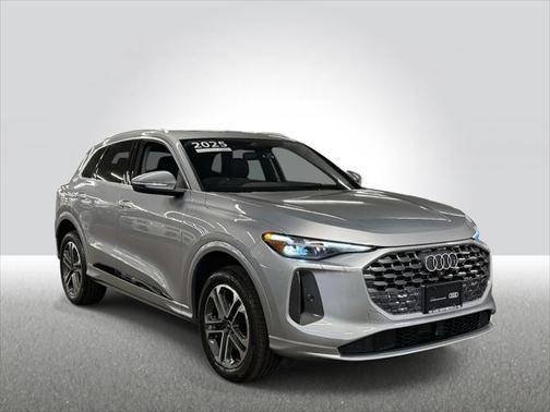 2025 Audi Q5 Premium Plus TFSI quattro S tronic