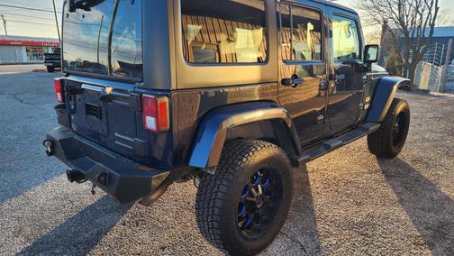 2013 Jeep Wrangler Unlimited Sahara