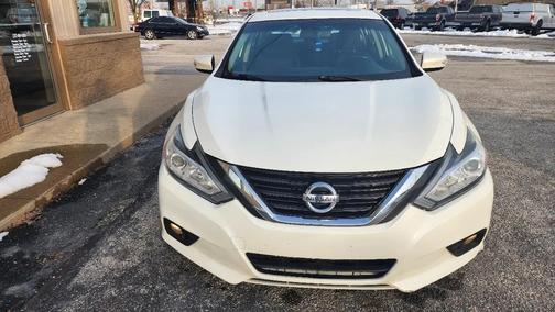 2016 Nissan Altima 2.5 SR