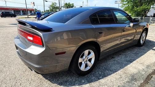 2012 Dodge Charger SE