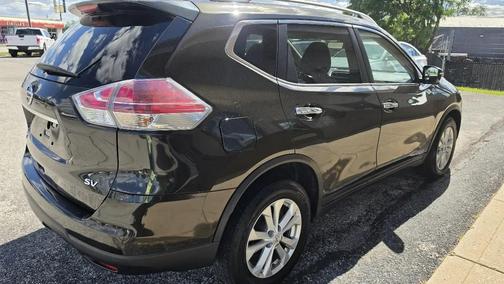 Black 2015 Nissan Rogue SV