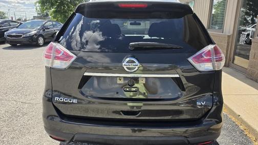 Black 2015 Nissan Rogue SV