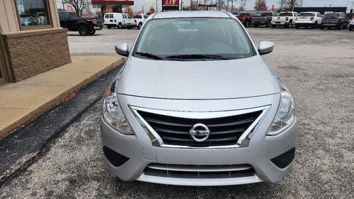 2016 Nissan Versa 1.6 SV
