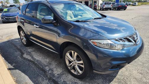 2011 Nissan Murano LE