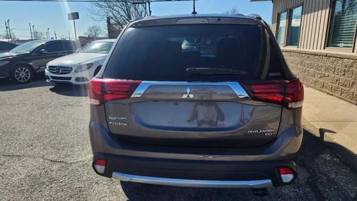 2016 Mitsubishi Outlander SEL
