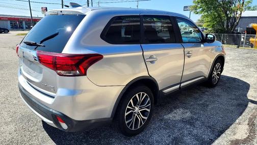 2018 Mitsubishi Outlander SEL