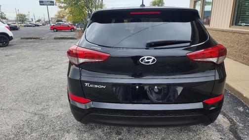 2016 Hyundai TUCSON SE