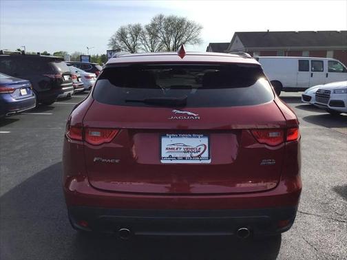 2018 Jaguar F-PACE 30t R-Sport