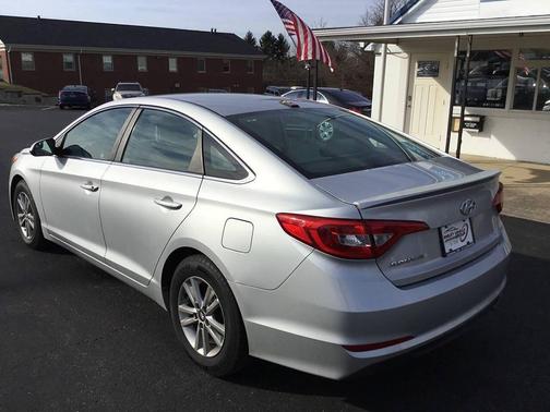 2016 Hyundai SONATA SE