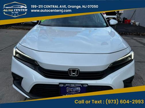 White 2024 Honda Civic Touring