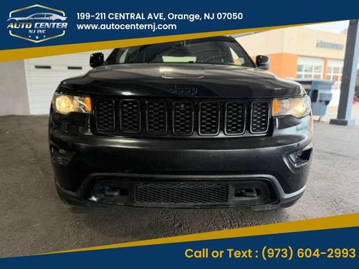 Black 2019 Jeep Grand Cherokee Laredo