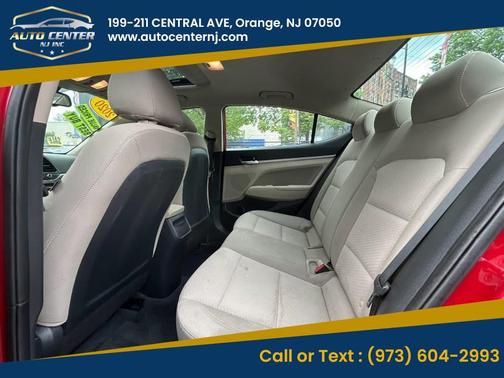 Red 2020 Hyundai ELANTRA SEL