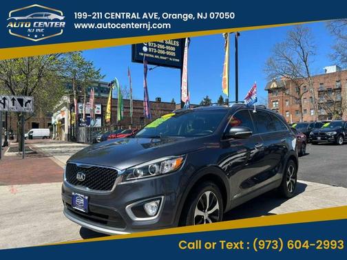 Gray 2018 Kia Sorento EX