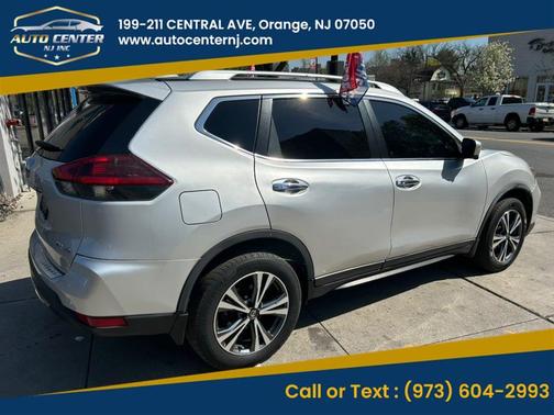 Silver 2019 Nissan Rogue SV