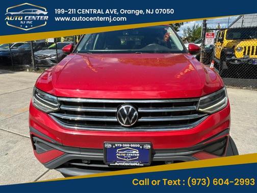 Kings Red 2023 Volkswagen Tiguan 2.0T SE