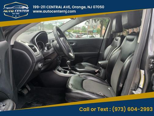 Gray 2018 Jeep Compass Latitude