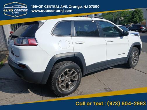 White 2021 Jeep Cherokee Trailhawk