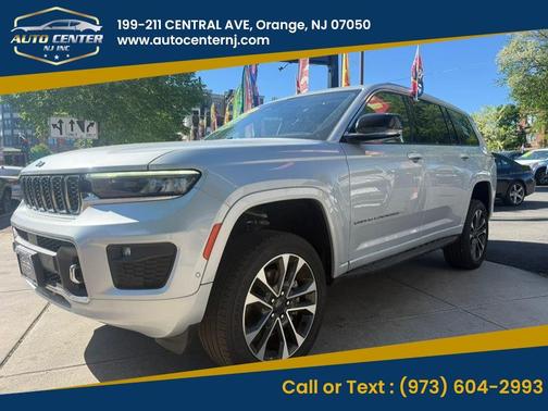 Silver 2021 Jeep Grand Cherokee L Overland