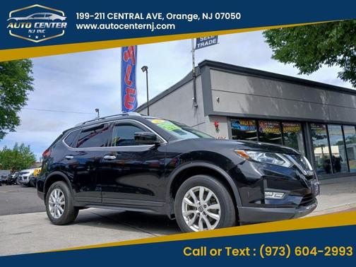 Black 2020 Nissan Rogue SV