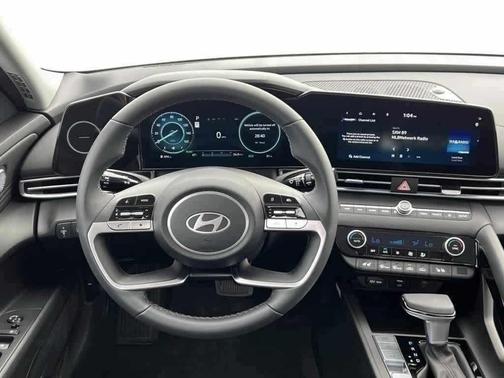2025 Hyundai ELANTRA HEV Limited