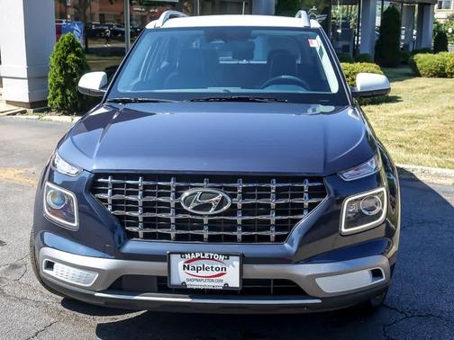 2023 Hyundai VENUE Limited