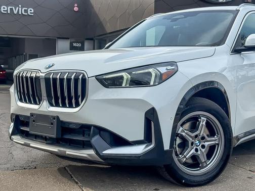 2025 BMW X1 xDrive28i