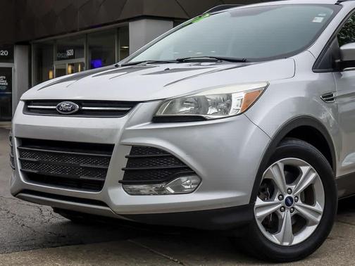 Ingot Silver 2016 Ford Escape SE