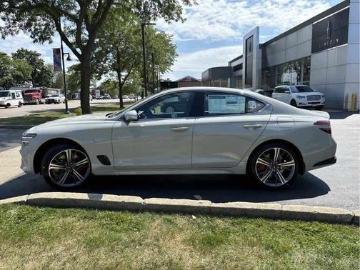 2025 Genesis G70 2.5T