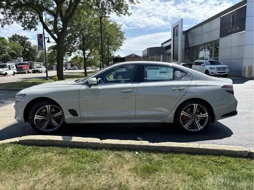 2025 Genesis G70 2.5T