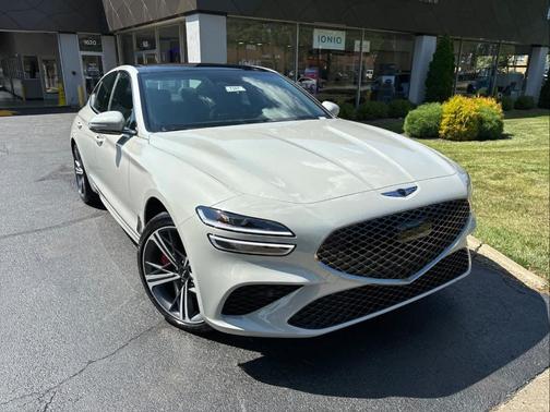 2025 Genesis G70 2.5T