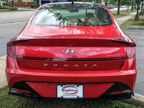 2022 Hyundai SONATA Limited
