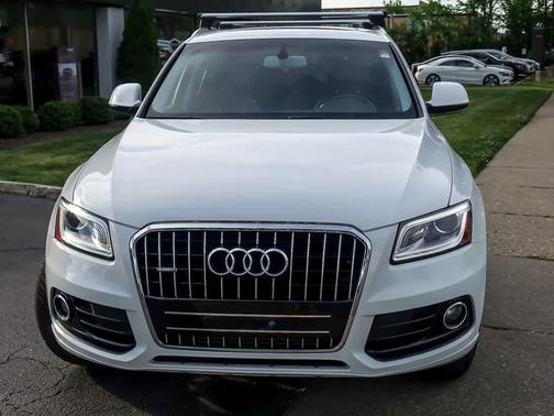 Ibis White 2016 Audi Q5 2.0T Premium