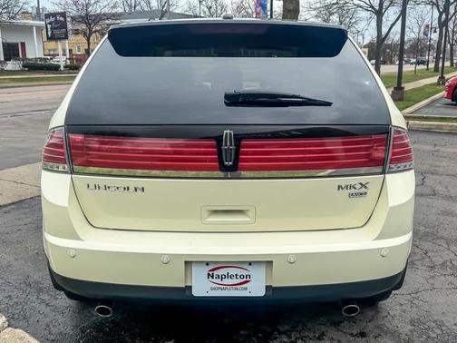 Creme Brulee 2007 Lincoln MKX