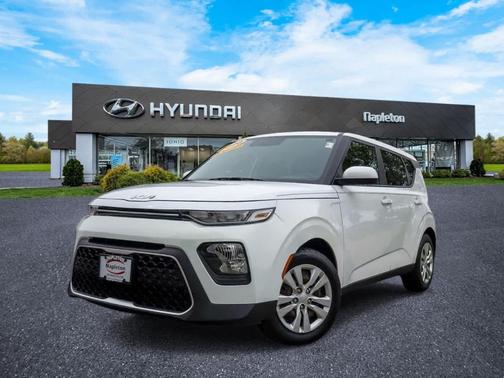 Snow White Pearl 2020 Kia Soul LX