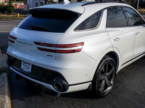 2023 Genesis GV70 2.5T