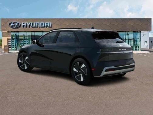 2025 Hyundai IONIQ 5 SEL