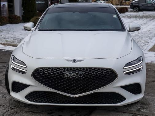 2023 Genesis G70 2.0T