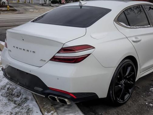 2023 Genesis G70 2.0T