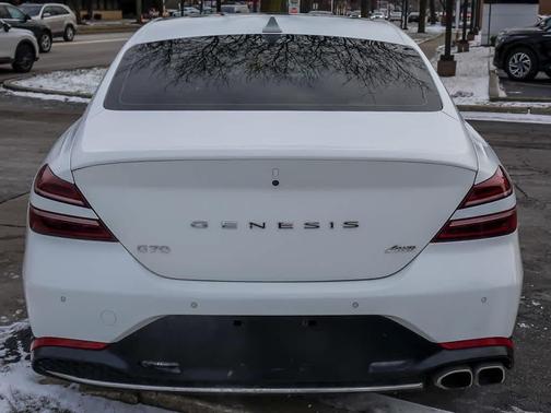 2023 Genesis G70 2.0T