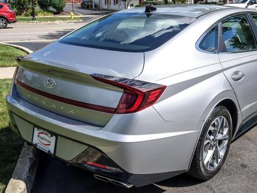 2020 Hyundai SONATA SEL