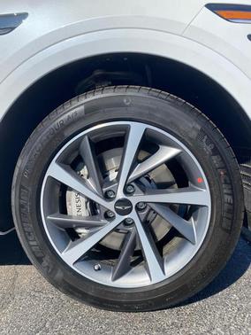 2025 Genesis GV80 2.5T Advanced
