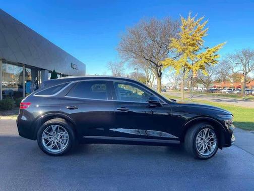 2025 Genesis GV70 2.5T