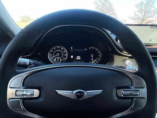 2025 Genesis GV70 2.5T