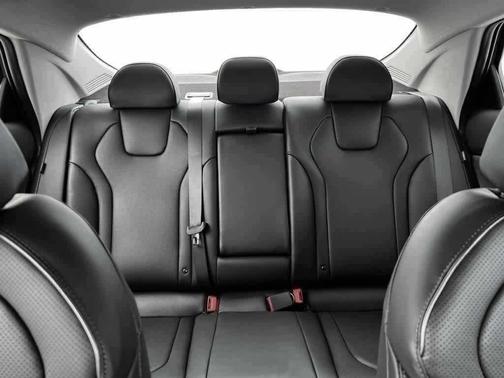 2025 Hyundai ELANTRA HEV Limited