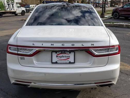 2017 Lincoln Continental Black Label