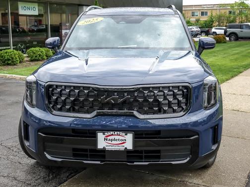 Midnight Black 2025 Kia Telluride EX X-Line