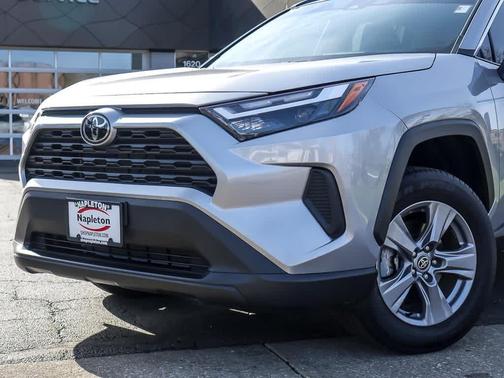 Silver Sky Metallic 2022 Toyota RAV4 XLE