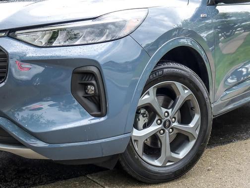 Vapor Blue Metallic 2023 Ford Escape ST-Line Select