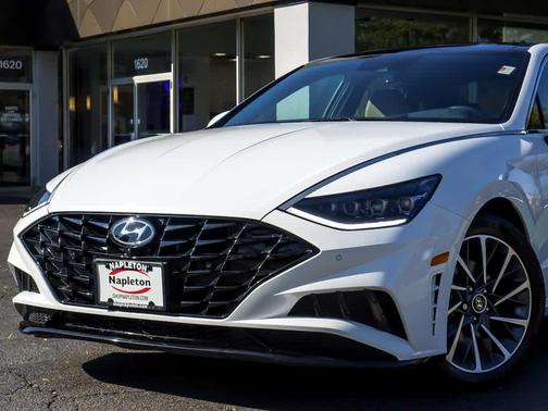 2023 Hyundai SONATA Limited