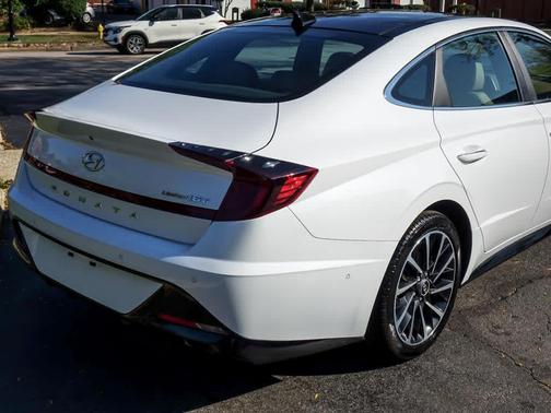 2023 Hyundai SONATA Limited
